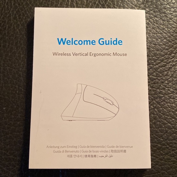 Anker Wireless Vertical Ergonomic Mouse - Picture 5 of 12